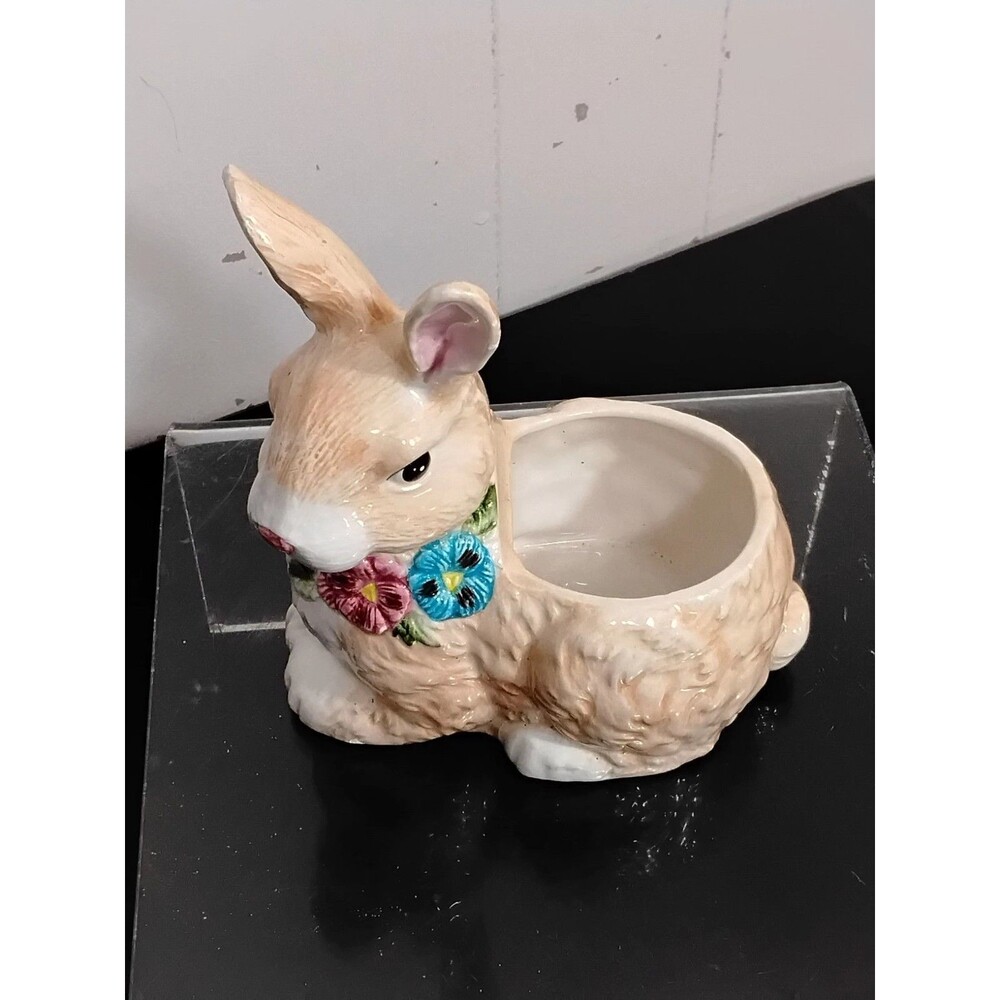 Brinn's Rabbit Bunny Planter Small Brown Cermic Flower Accent 5X4"